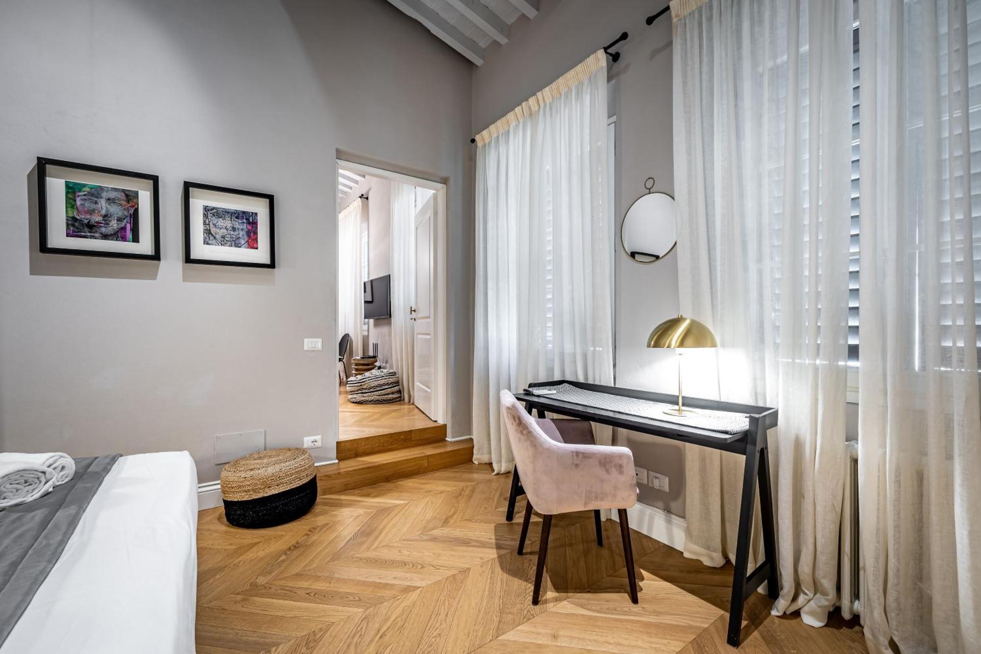 Hs4U Ricasoli Luxury apartment near Duomo N.1 Florencia Exterior foto